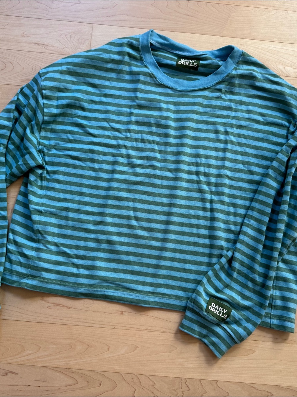 Daily Drills Womens Teal & Green Striped Long Sleeve Tee